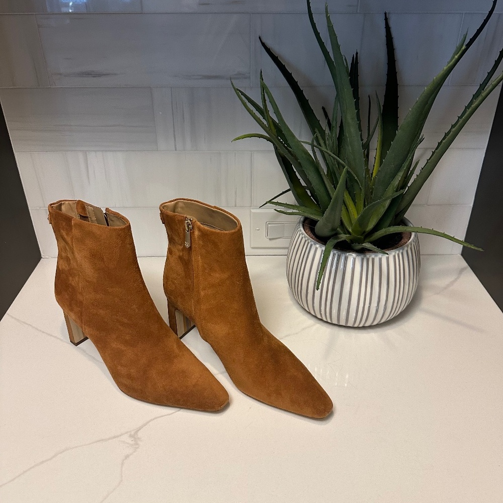NWOT Sam Edelman Saige Ankle Boot-Size 9.5